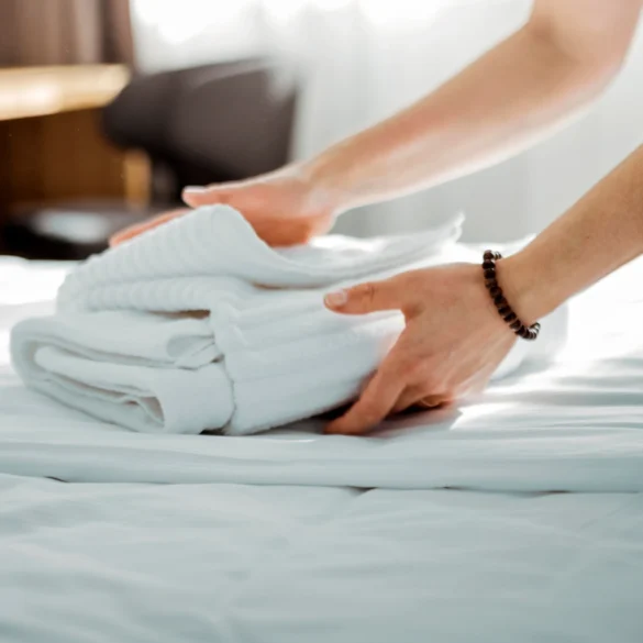 Folding Hotel Towels Washing Machine